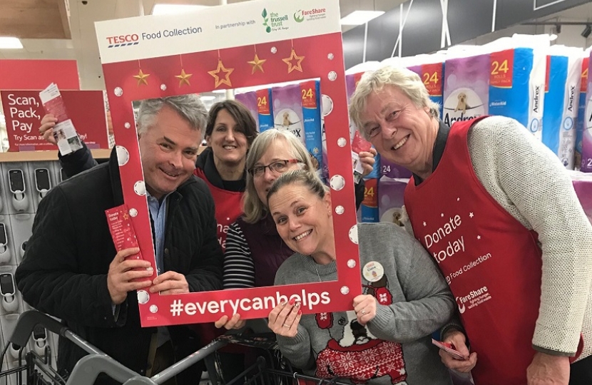 Support the UK’s biggest Christmas food collection