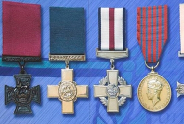 Tim Loughton supports ‘Stolen Valour’ Bill