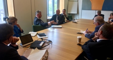 Reaction to unions calling off Southern strike action